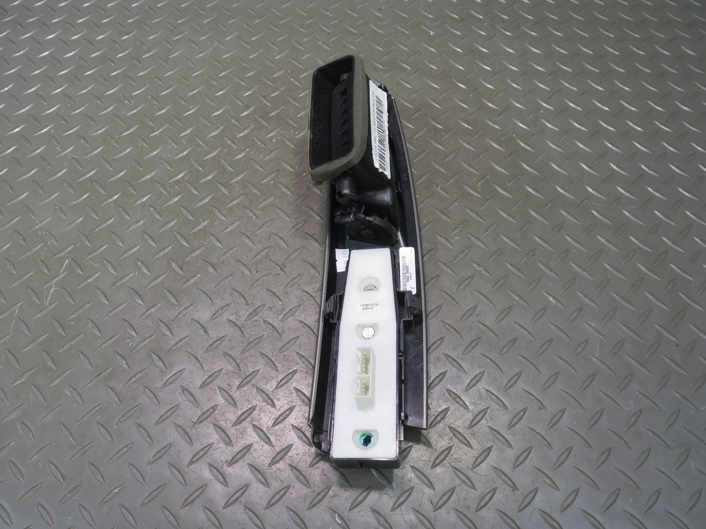 2004-2009 Cadillac XLR Left Side Door Air Vent Mirror Window Switch Panel