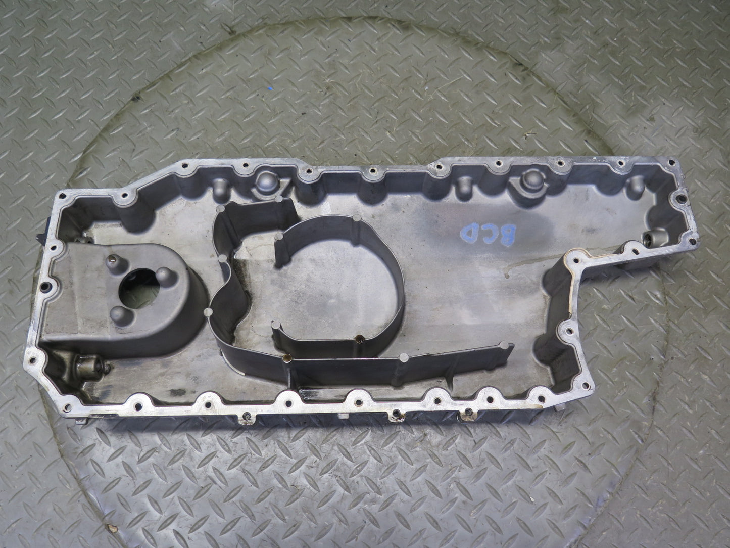 2006-2012 Bentley Flying Spur 6.0L W12 Engine Lower Oil Pan