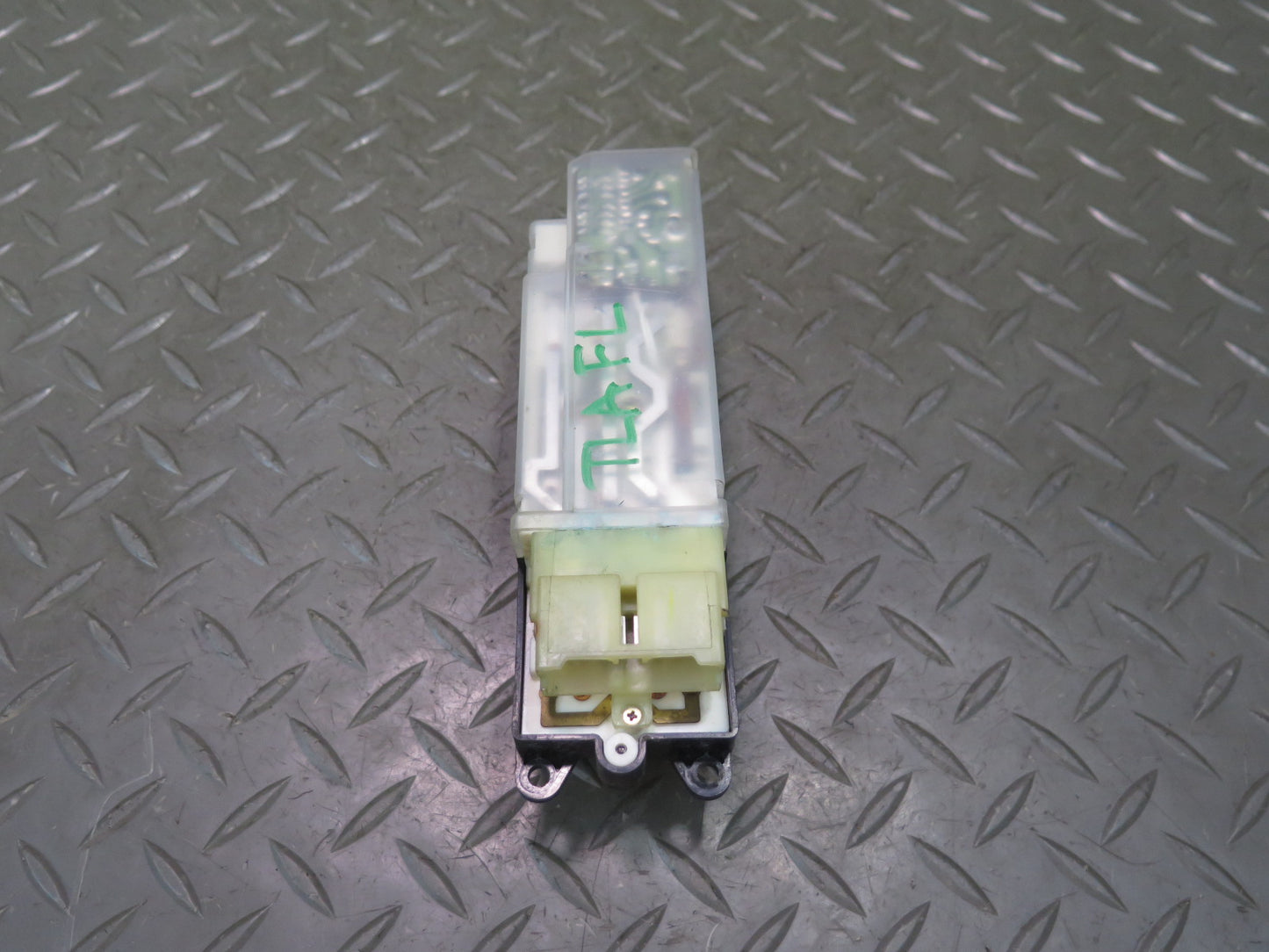 1991-1994 Toyota Land Cruiser FJ80 Front Left Master Power Window Switch