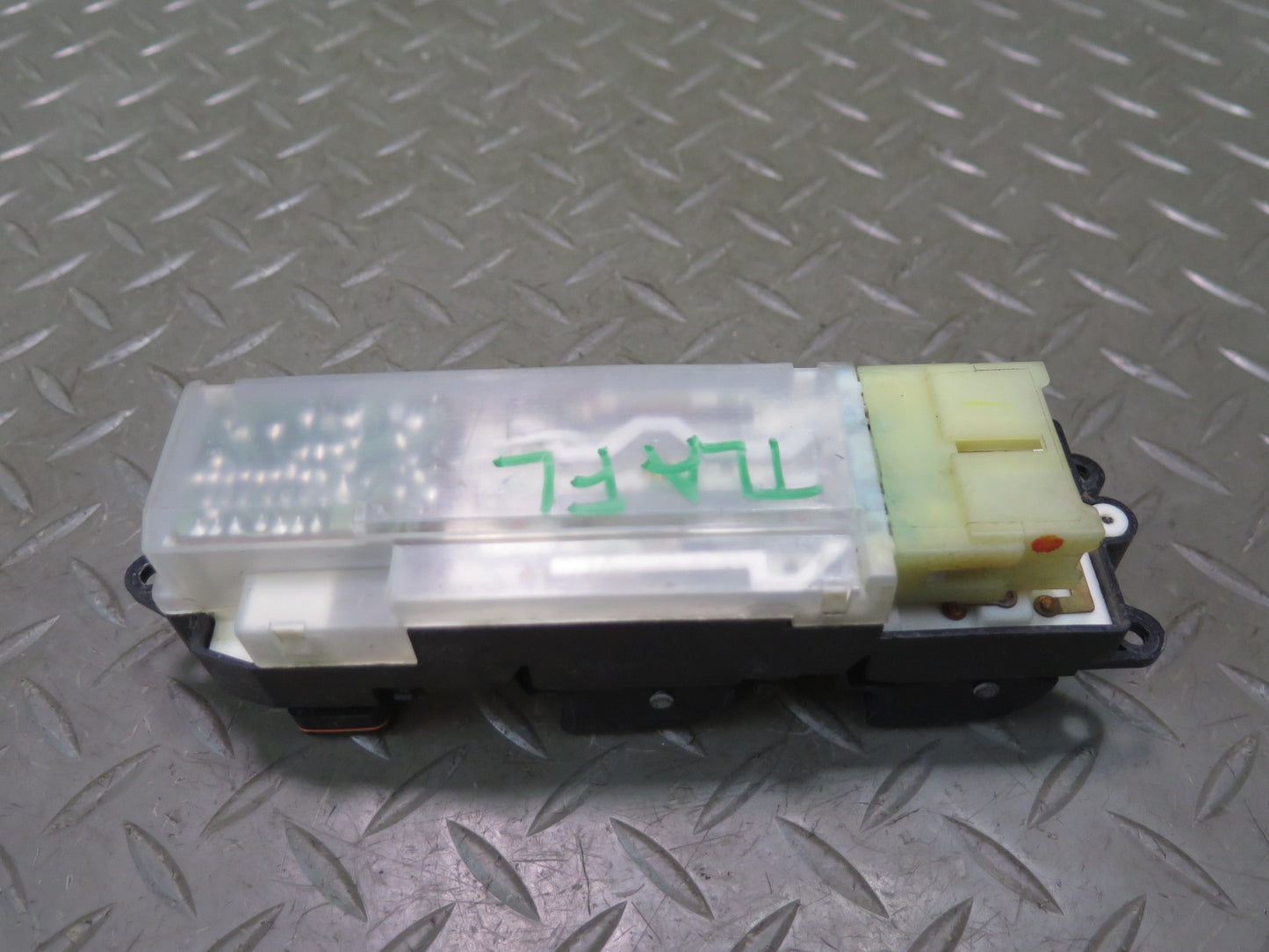 1991-1994 Toyota Land Cruiser FJ80 Front Left Master Power Window Switch