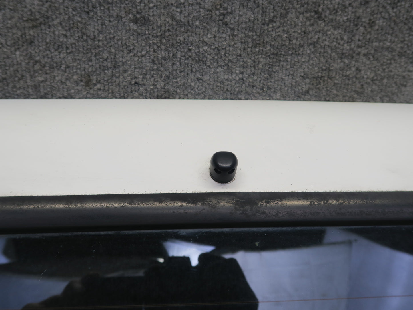 1991-1997 Toyota Land Cruiser FJ80 Rear Back Upper Door Tailgate Trunk Lid White