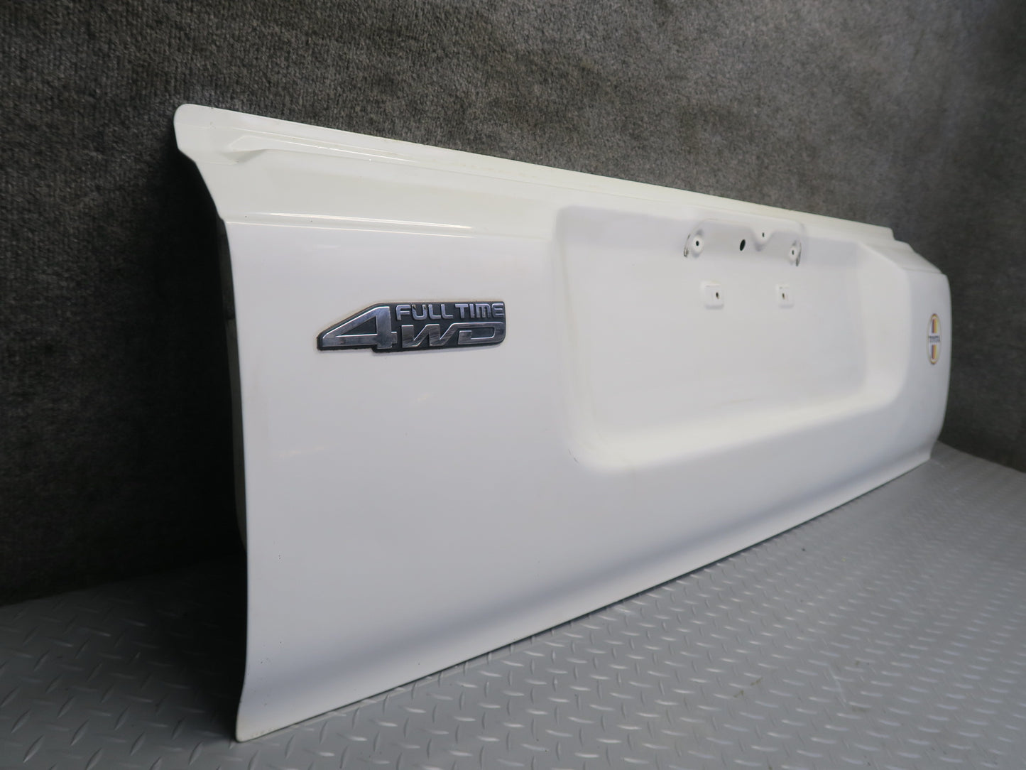 1991-1997 Toyota Land Cruiser FJ80 Rear Back Lower Door Tailgate Trunk Lid White