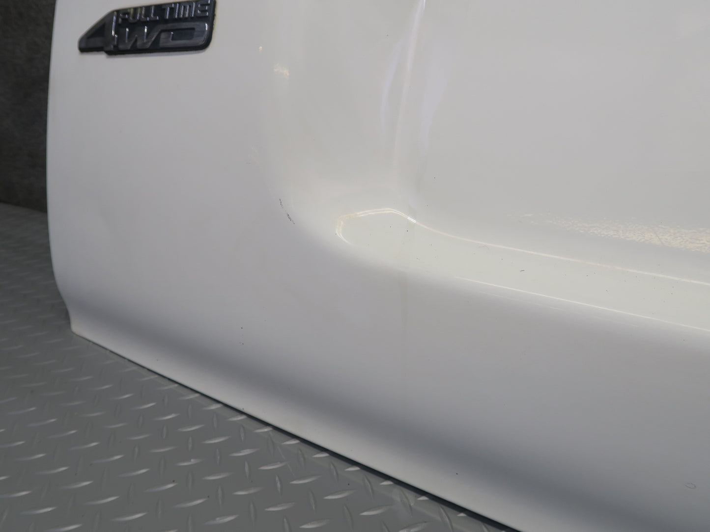 1991-1997 Toyota Land Cruiser FJ80 Rear Back Lower Door Tailgate Trunk Lid White