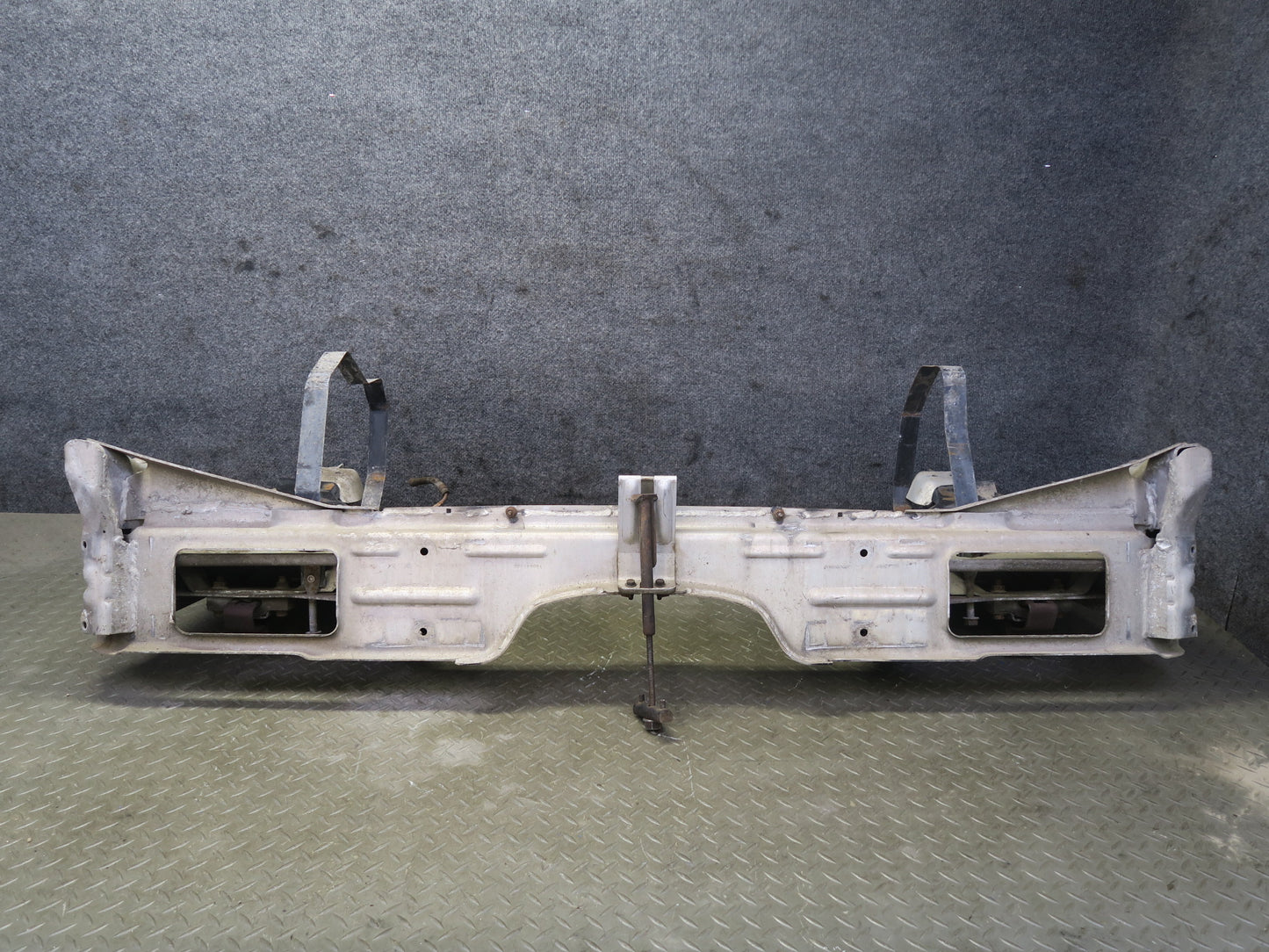 84-92 Chevrolet Corvette C4 Rear Bumper Reinforcement Impact Bar 121K OEM