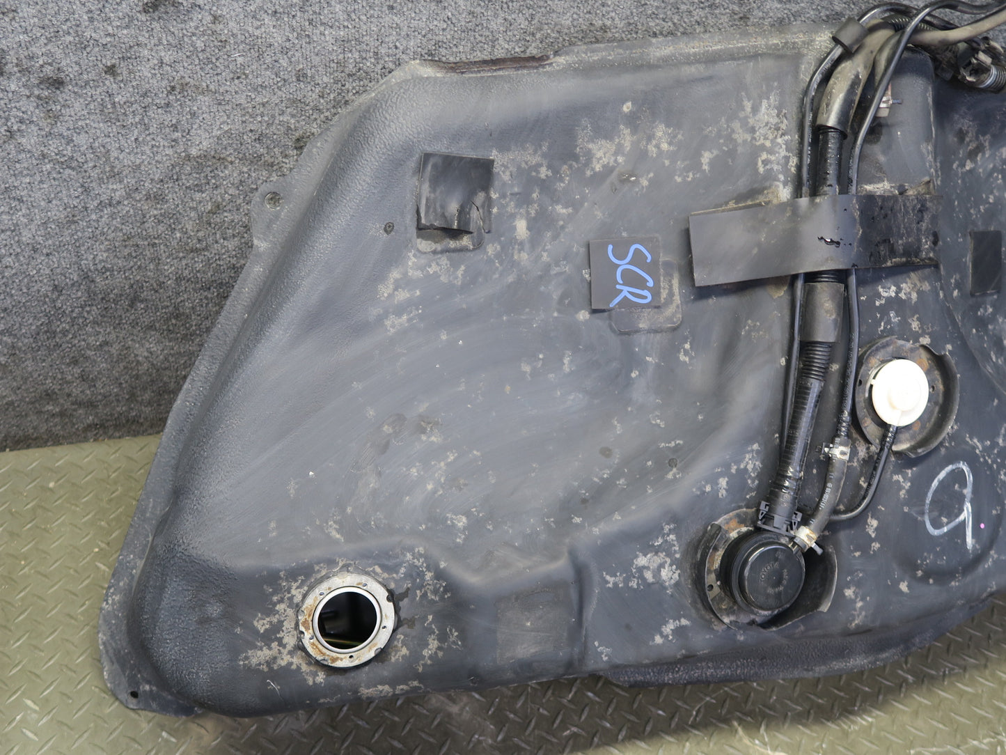 02-05 Lexus UZZ40L SC430 Gas Fuel Tank Assembly OEM