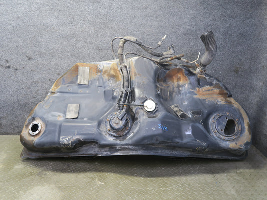 01-05 Lexus JCE10L IS300 Sedan Fuel Tank Unit w Pipe Line 78K Miles OEM