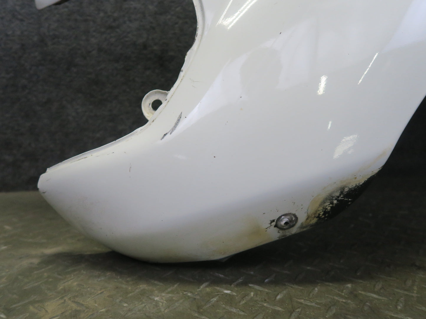 1991-1992 Toyota Land Cruiser FJ80 Front Left Side Fender Shell Panel White