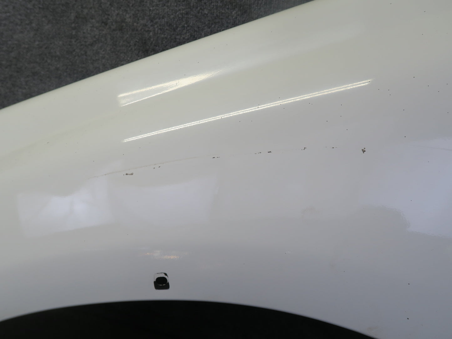 1991-1992 Toyota Land Cruiser FJ80 Front Left Side Fender Shell Panel White