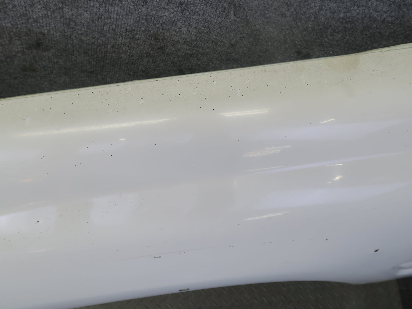 1991-1992 Toyota Land Cruiser FJ80 Front Left Side Fender Shell Panel White