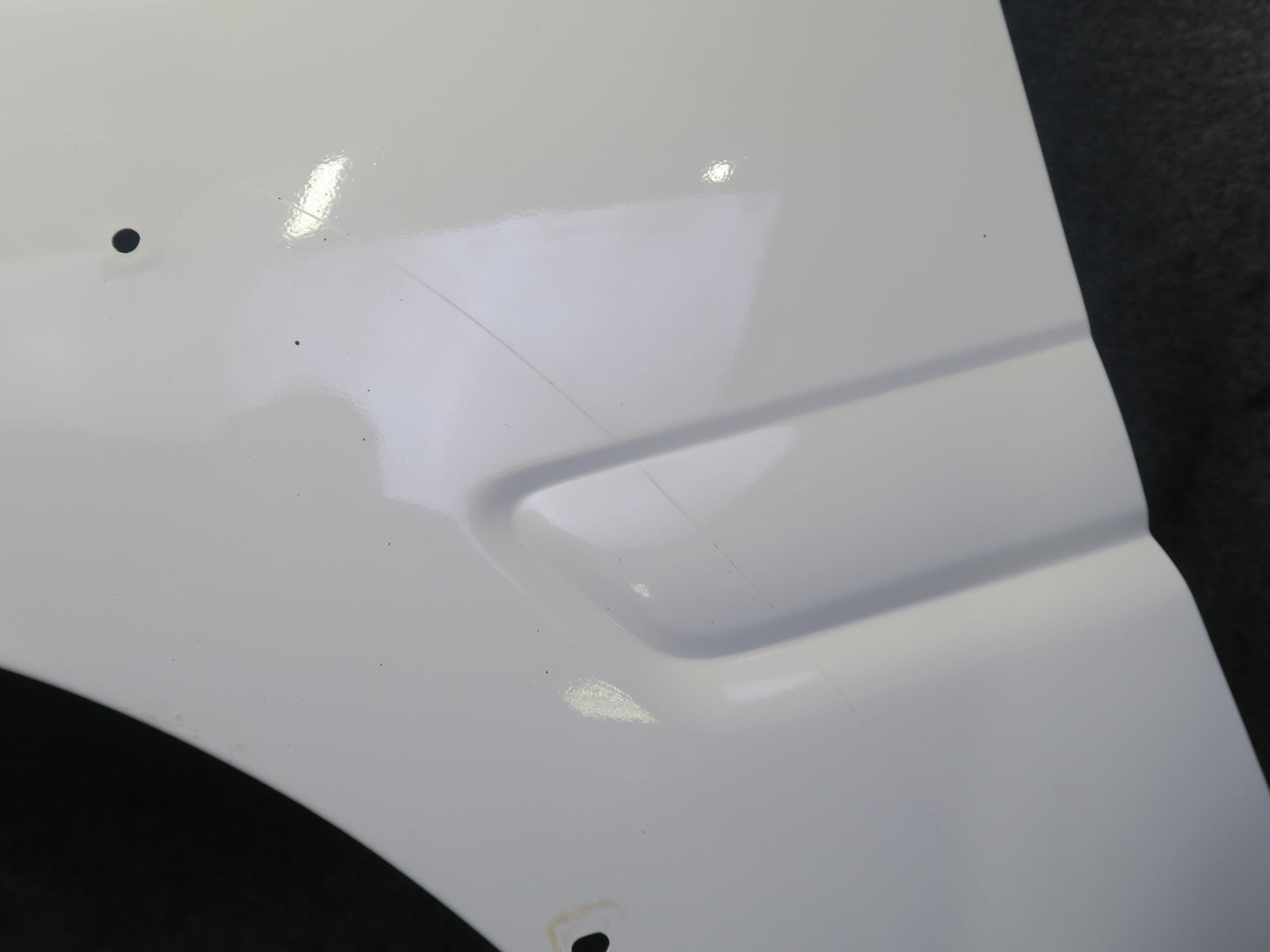 1991-1992 Toyota Land Cruiser FJ80 Front Left Side Fender Shell Panel White