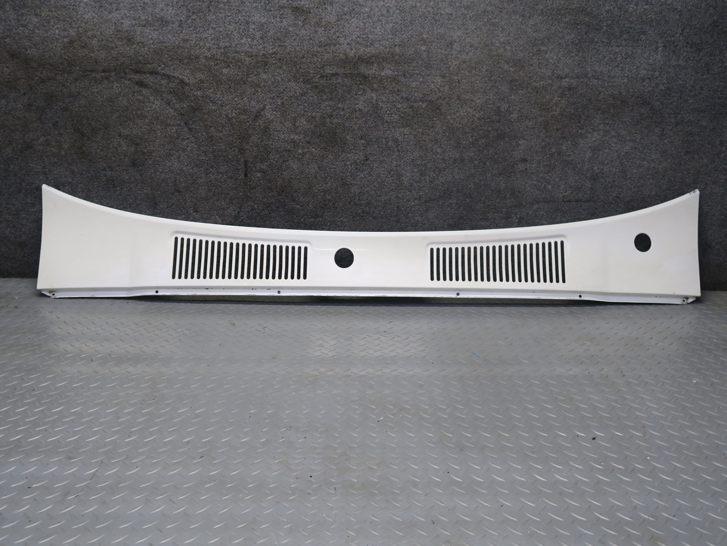 1991-1992 Toyota Land Cruiser FJ80 Front Windshield Wiper Vent Cowl Panel White
