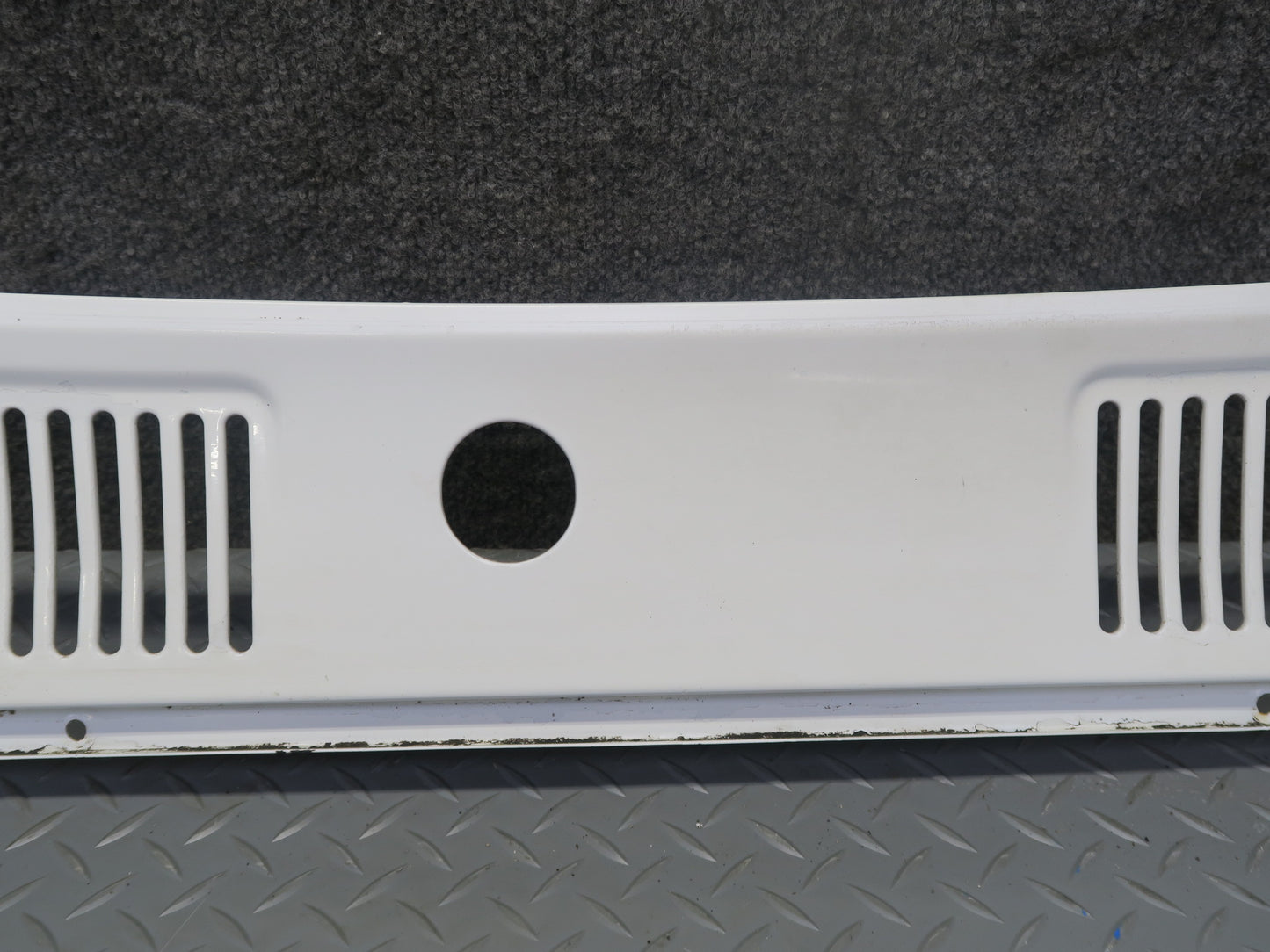 1991-1992 Toyota Land Cruiser FJ80 Front Windshield Wiper Vent Cowl Panel White