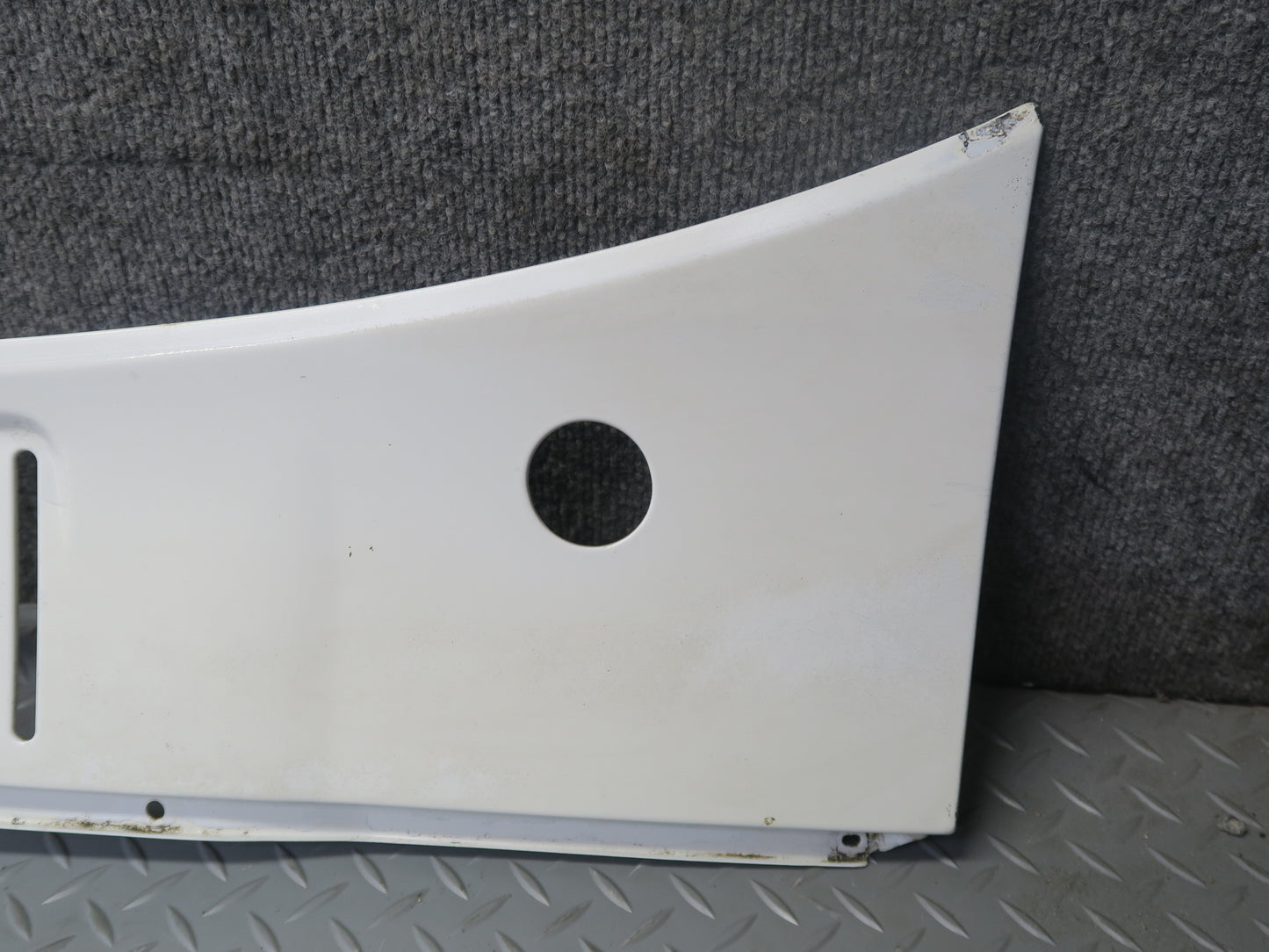1991-1992 Toyota Land Cruiser FJ80 Front Windshield Wiper Vent Cowl Panel White