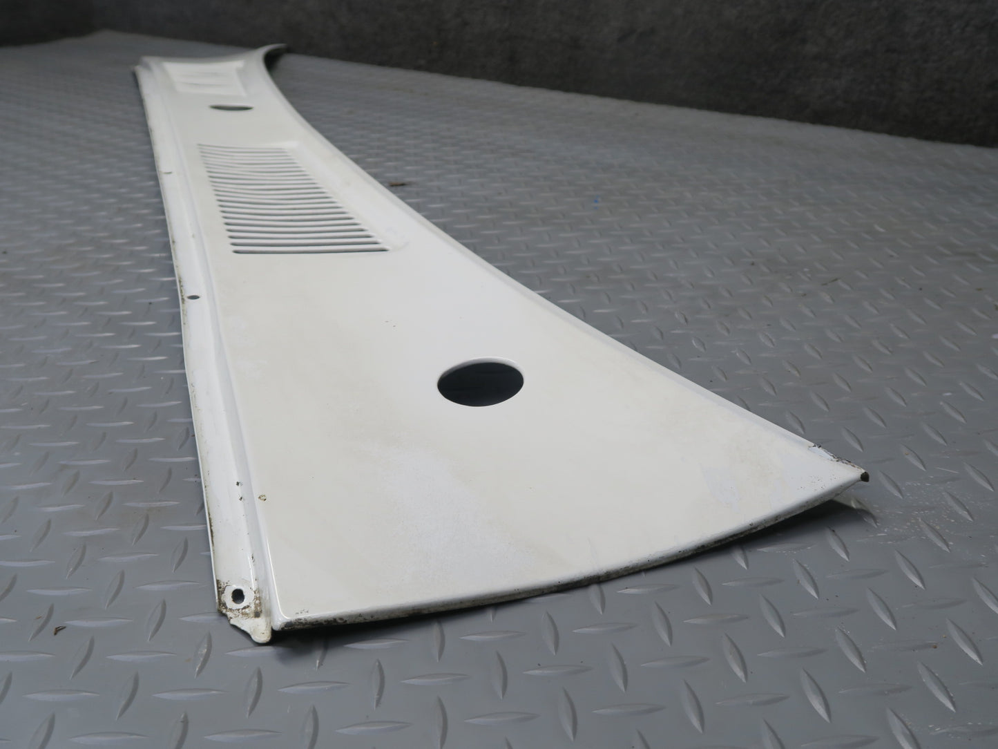 1991-1992 Toyota Land Cruiser FJ80 Front Windshield Wiper Vent Cowl Panel White