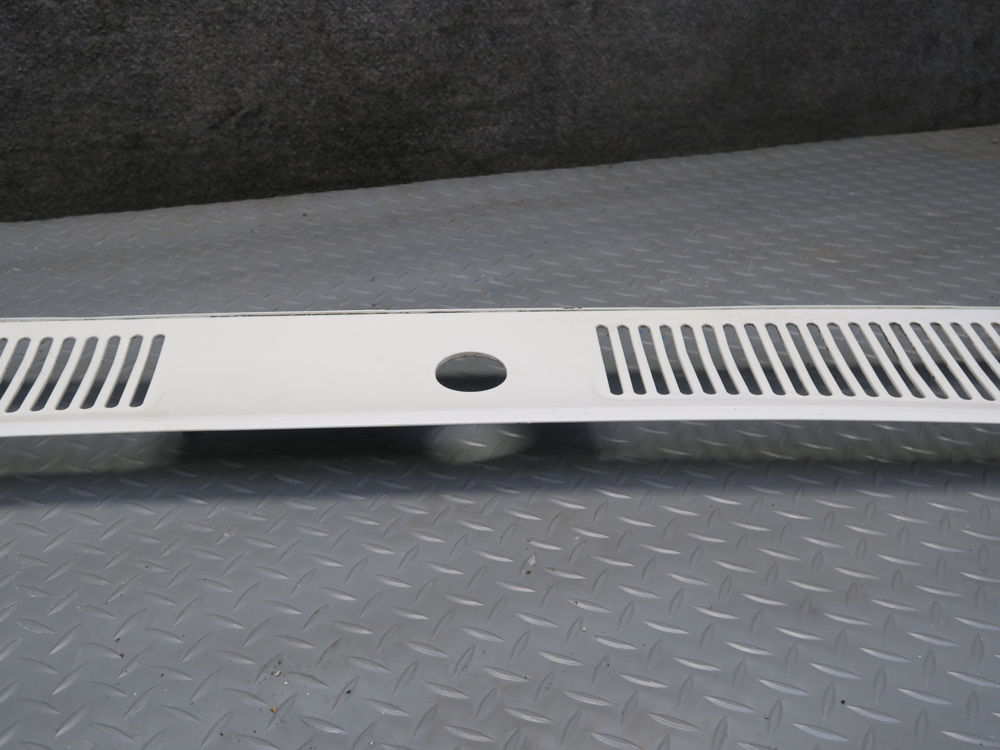 1991-1992 Toyota Land Cruiser FJ80 Front Windshield Wiper Vent Cowl Panel White