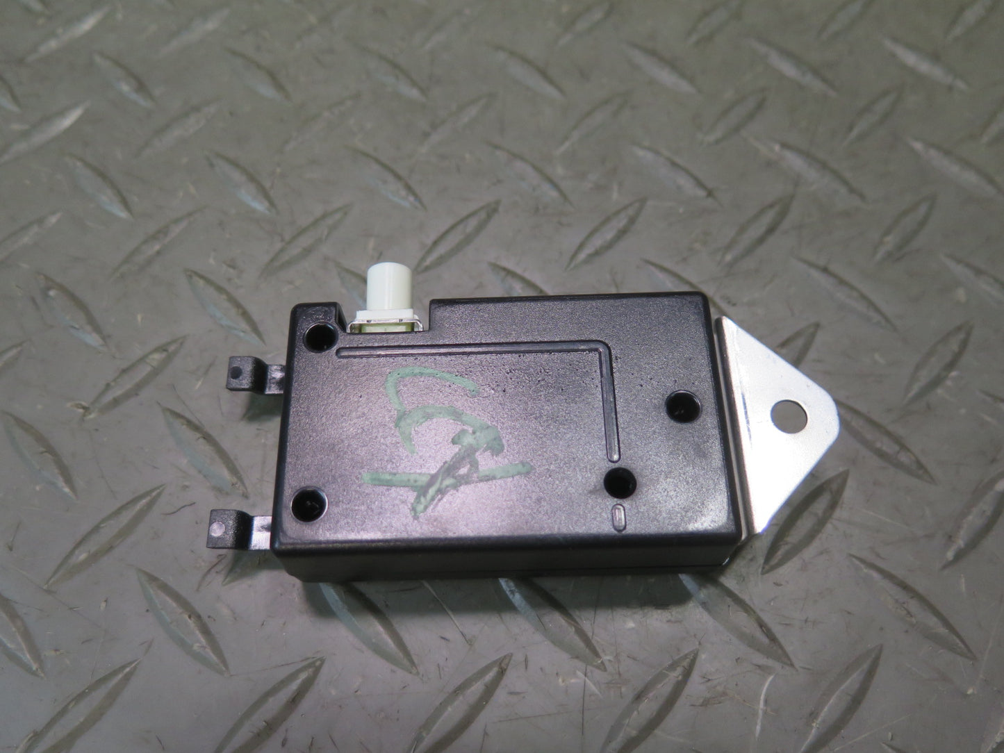 2004-2009 Cadillac XLR Satellite Radio Antenna Module Unit Receiver