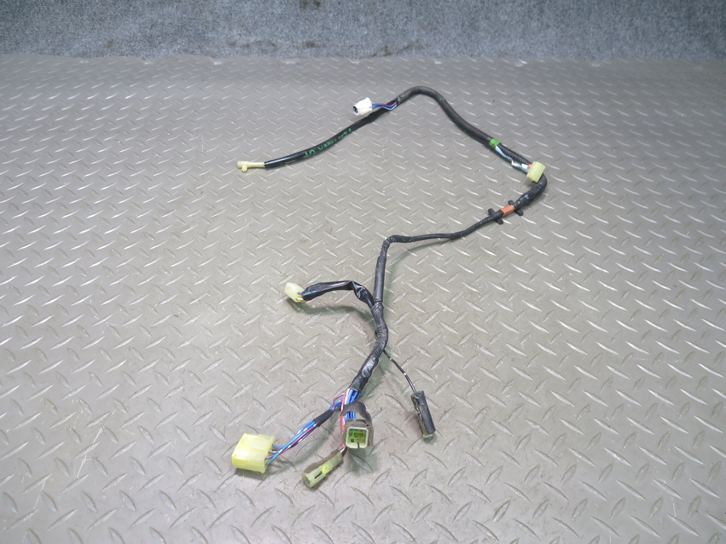 1992 Toyota Land Cruiser FJ80 Rear Upper Tailgate Trunk Door Wire Wiring Harness
