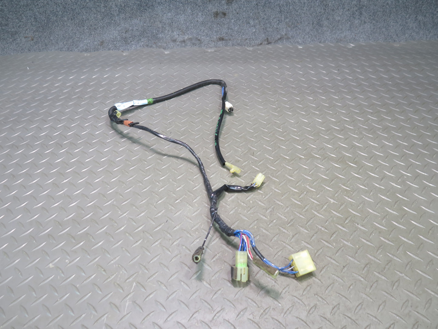 1992 Toyota Land Cruiser FJ80 Rear Upper Tailgate Trunk Door Wire Wiring Harness