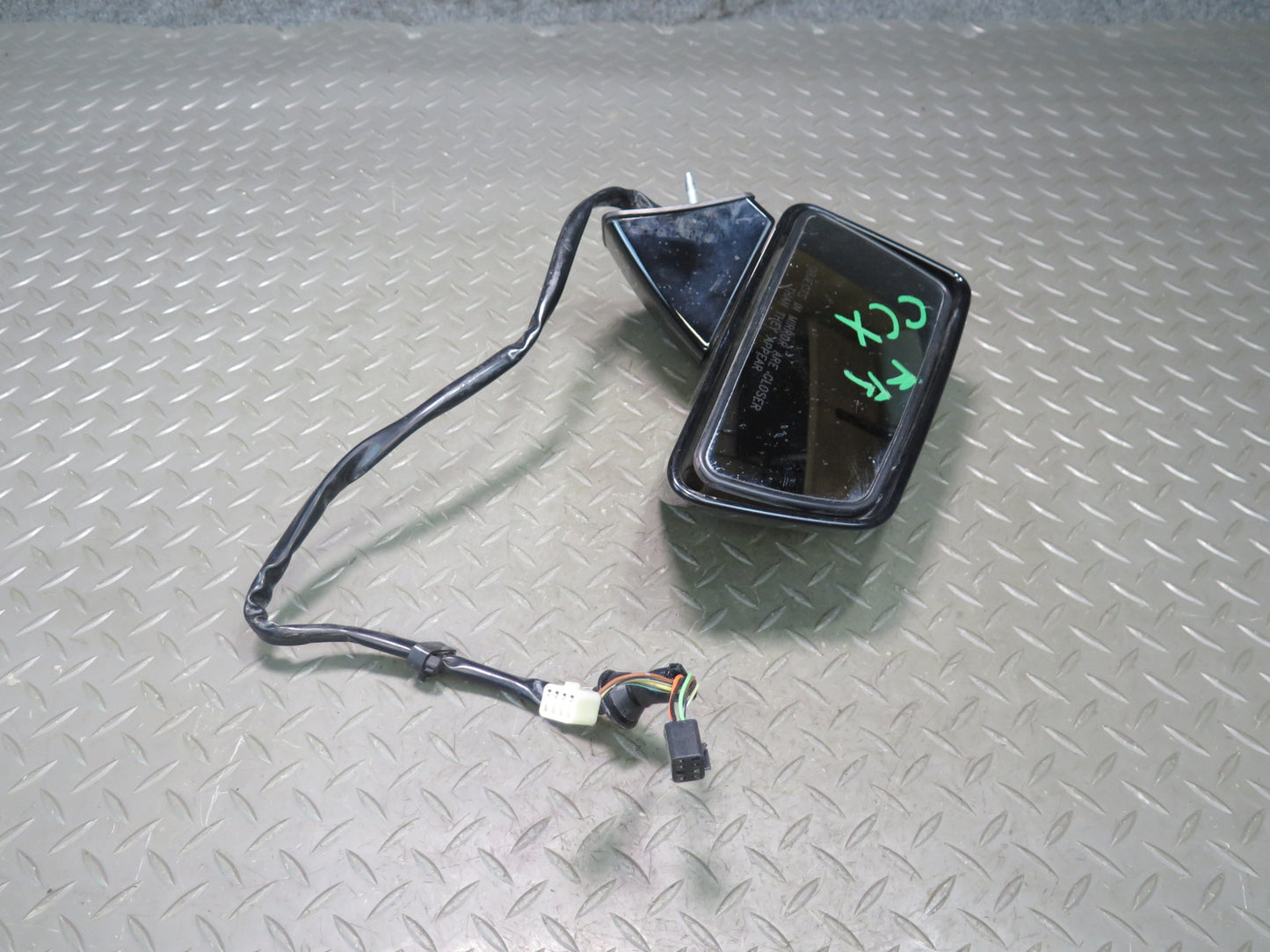 2004-2005 Cadillac XLR Right Passenger Side Door Exterior Side View Mirror Black