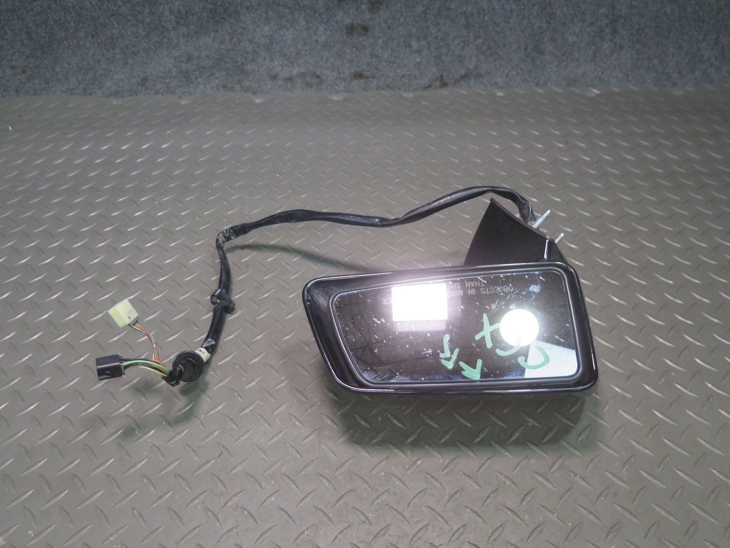 2004-2005 Cadillac XLR Right Passenger Side Door Exterior Side View Mirror Black