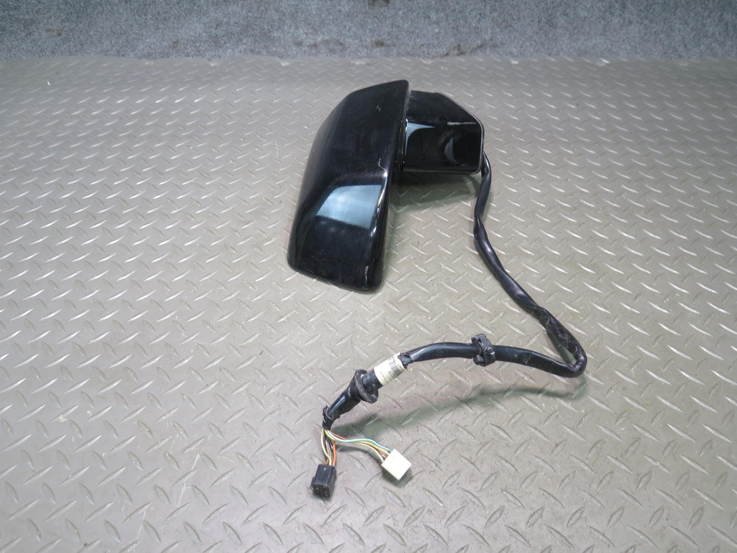 2004-2005 Cadillac XLR Right Passenger Side Door Exterior Side View Mirror Black