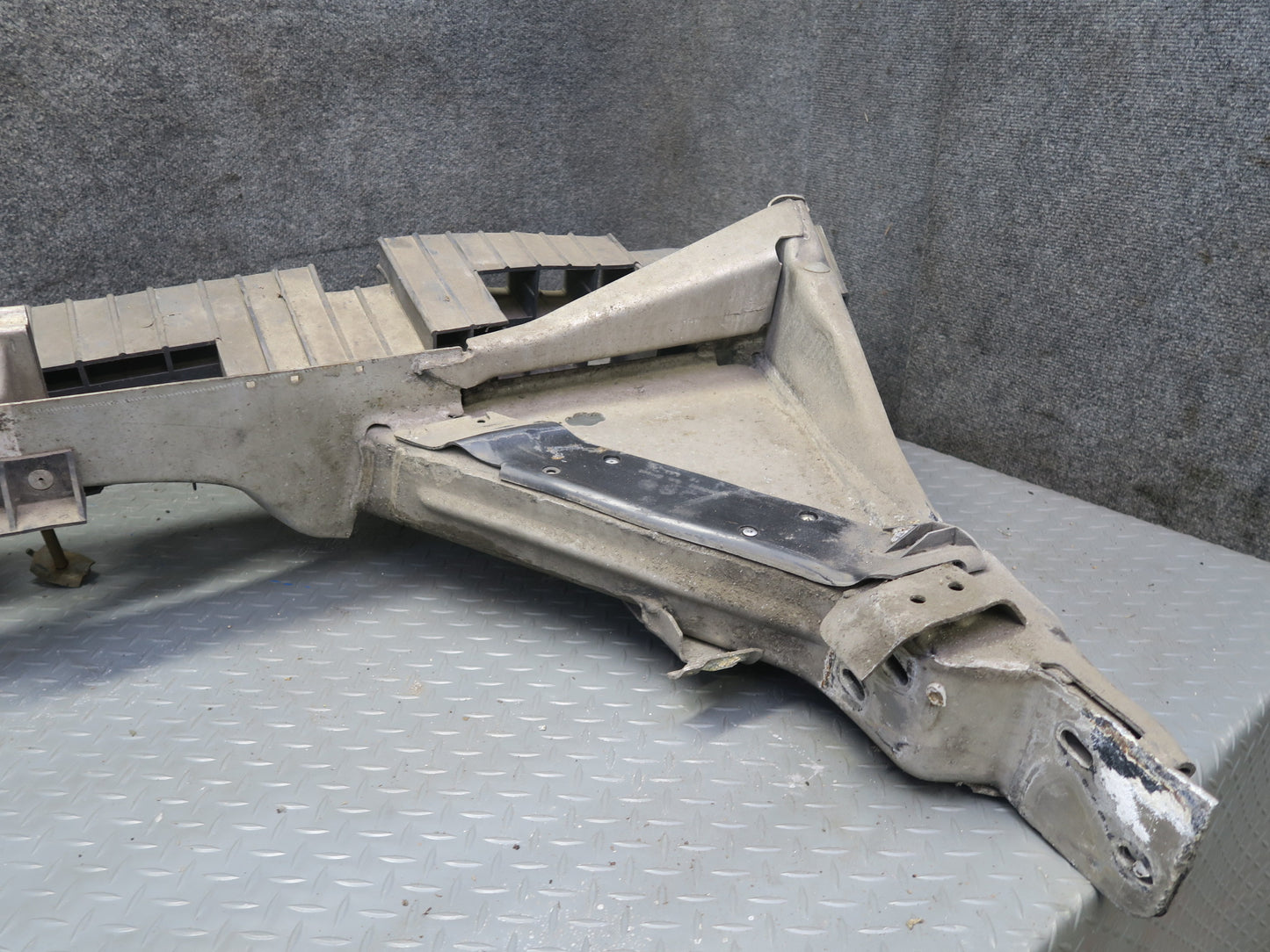 93-96 Chevrolet Corvette C4 Rear Bumper Reinforcement Impact Bar OEM
