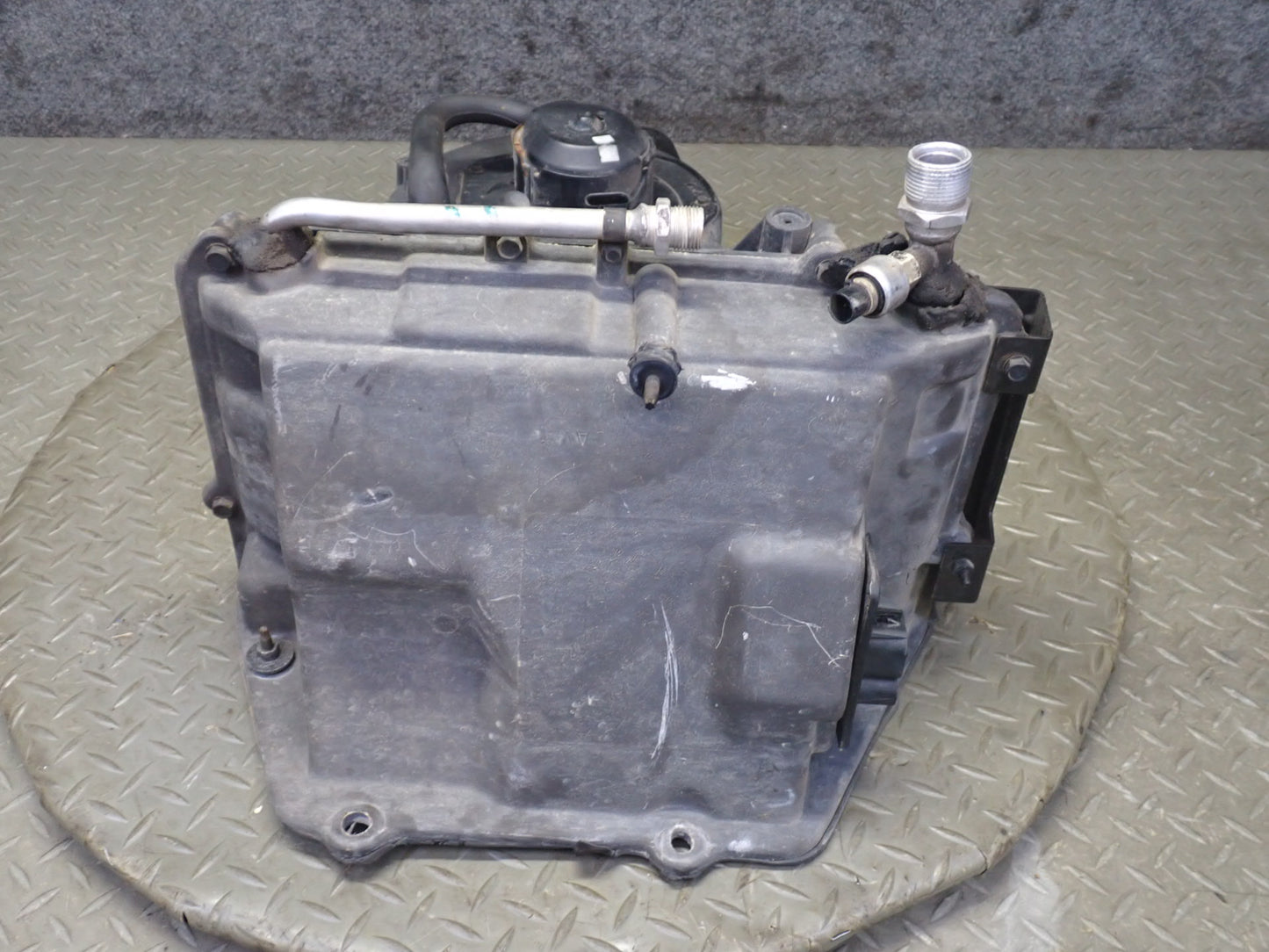 90-93 Chevrolet Corvette C4 A/C Air Conditioning Blower Motor Evaporator Box OEM