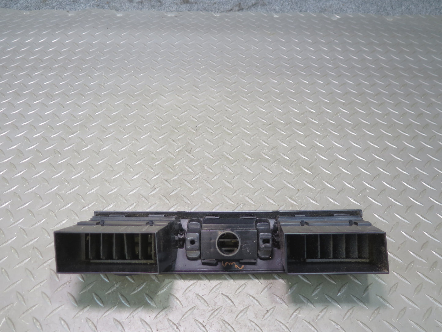 90-93 Chevrolet Corvette C4 Dash Right Air Vent Grille 10100156 OEM