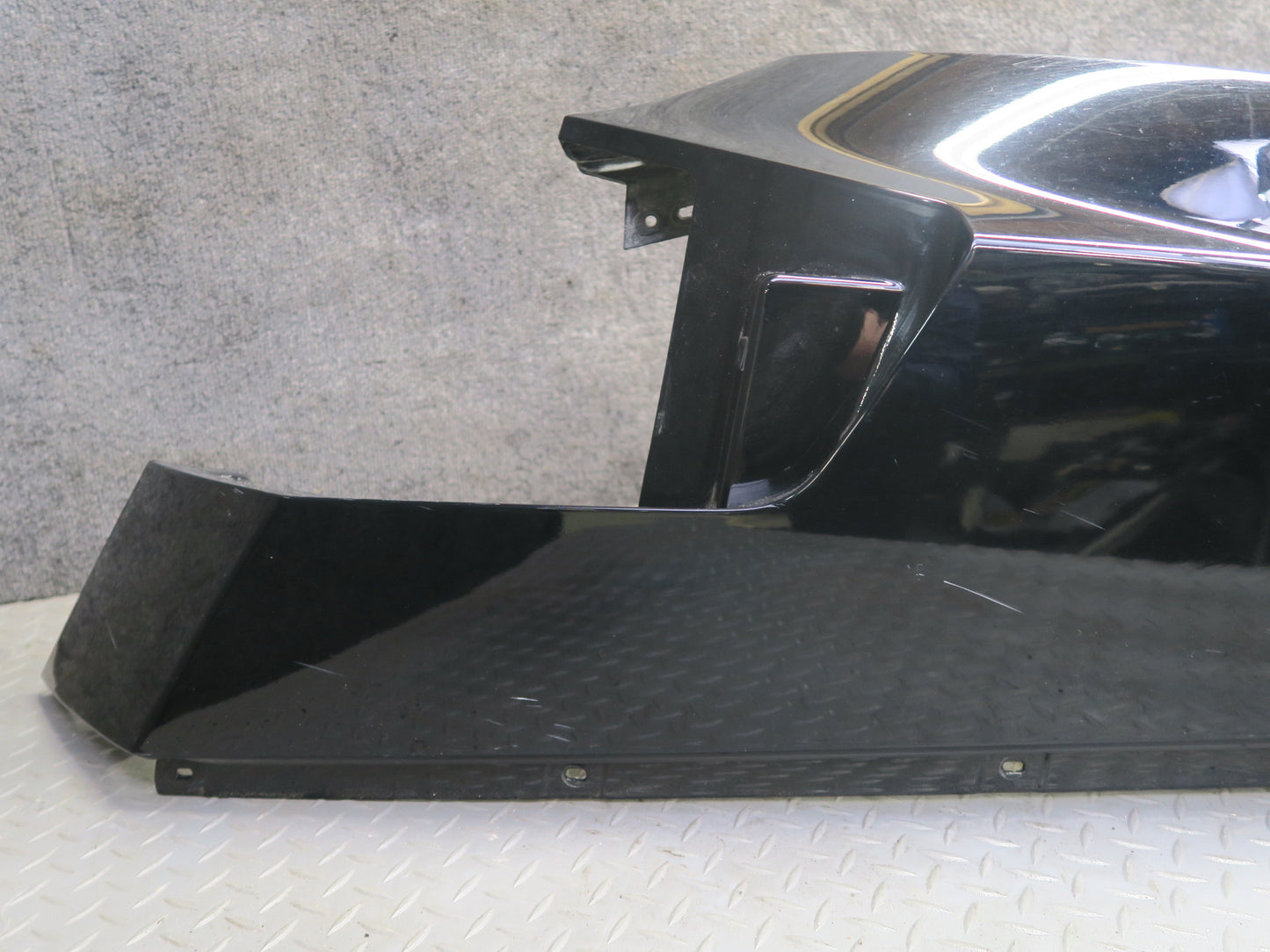 2004-2009 Cadillac XLR Front Right Pass Side Fender Panel Cover Shell Black