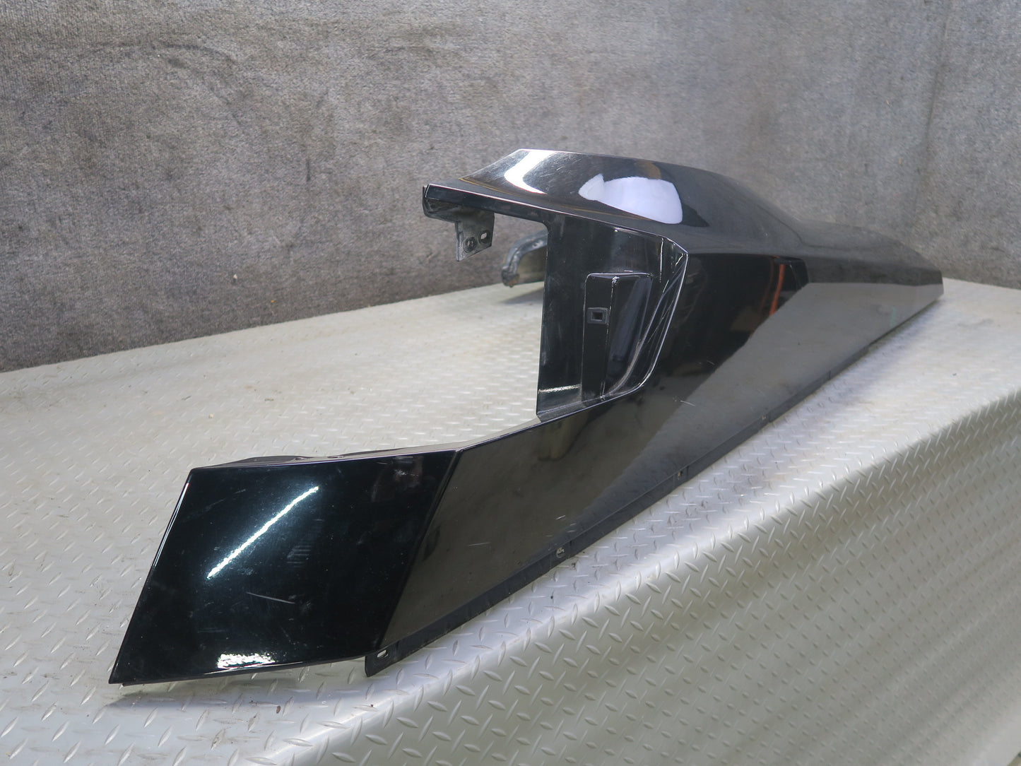2004-2009 Cadillac XLR Front Right Pass Side Fender Panel Cover Shell Black