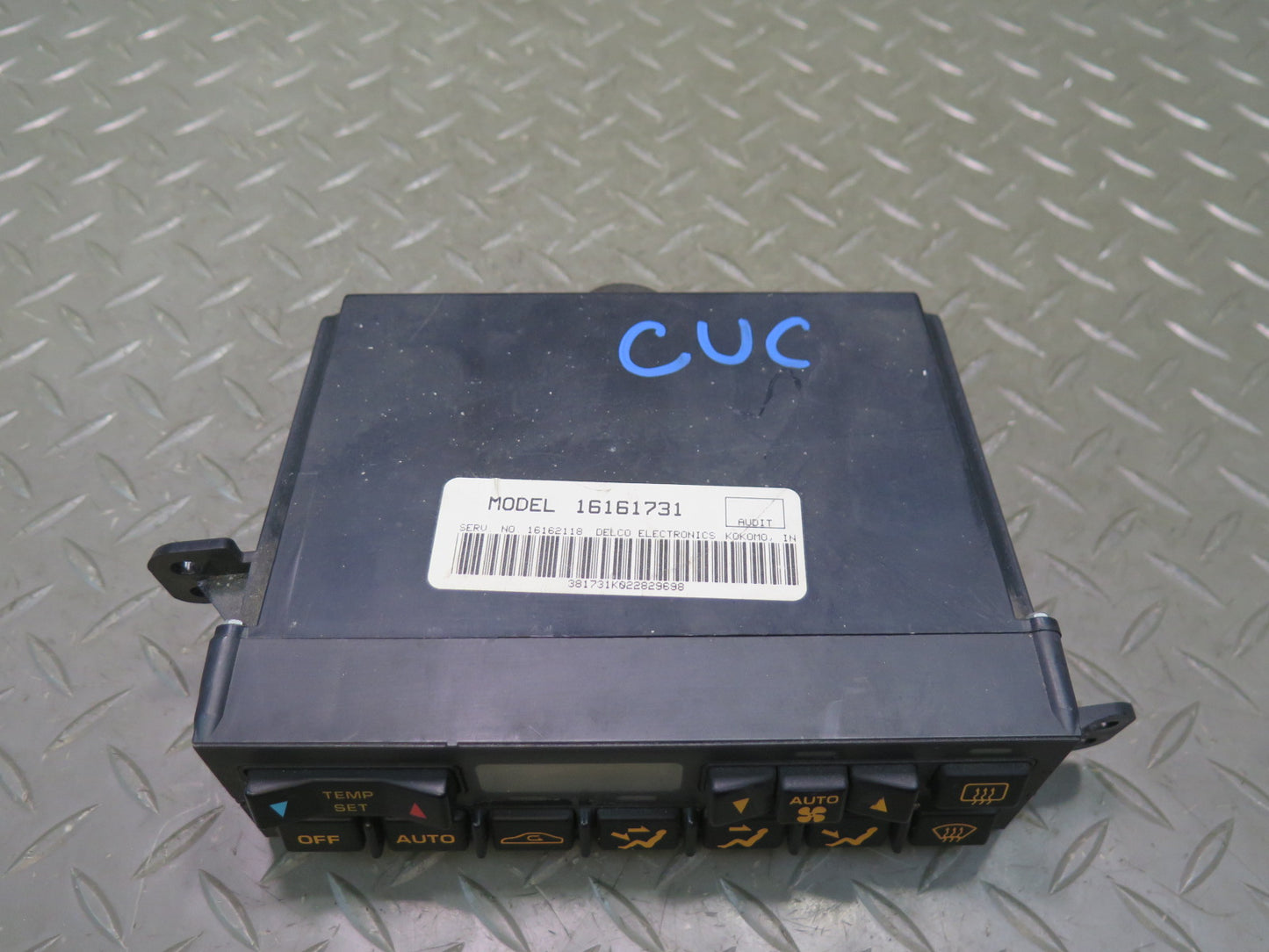 92-93 Chevrolet Corvette C4 A/C Heater Climate Control Switch Panel 16161731 OEM