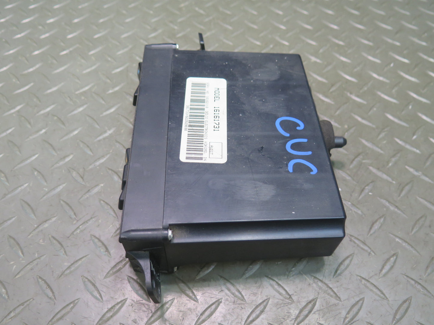 92-93 Chevrolet Corvette C4 A/C Heater Climate Control Switch Panel 16161731 OEM