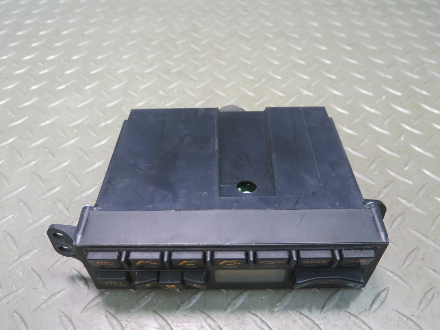 92-93 Chevrolet Corvette C4 A/C Heater Climate Control Switch Panel 16161731 OEM