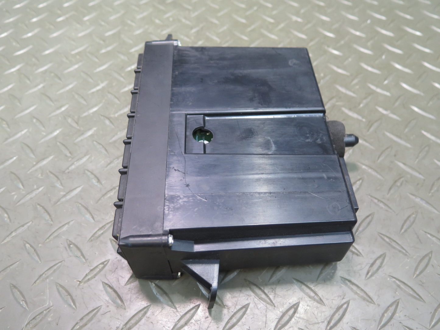 92-93 Chevrolet Corvette C4 A/C Heater Climate Control Switch Panel 16161731 OEM