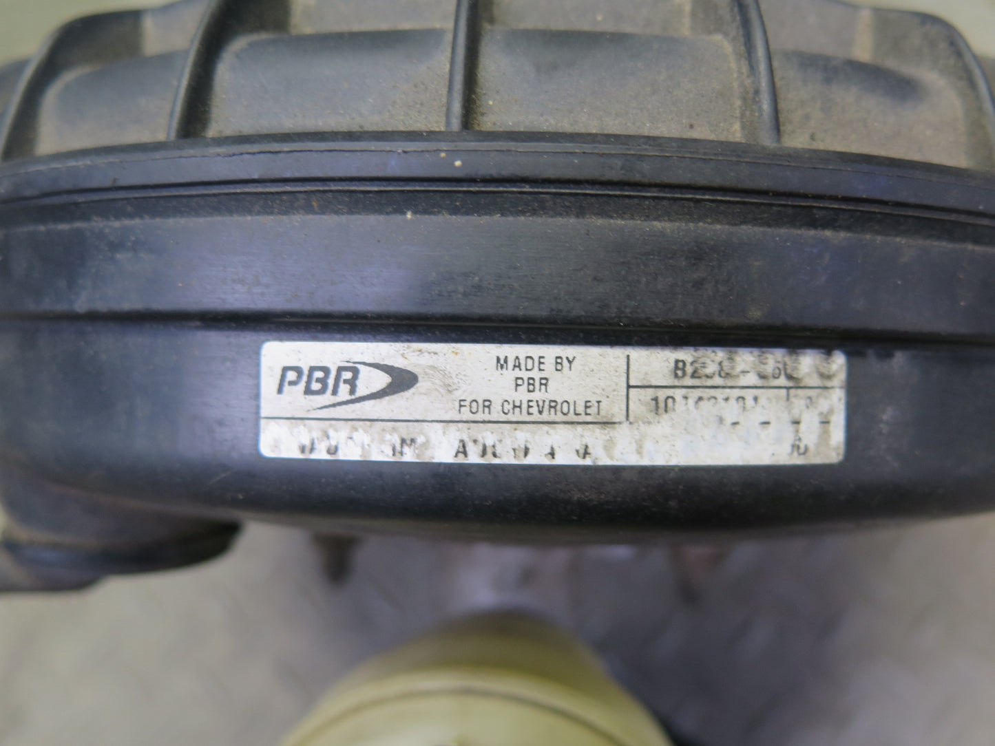 1993 Chevrolet Corvette C4 M/T Brake Master Cylinder Booster Fluid Reservoir OEM