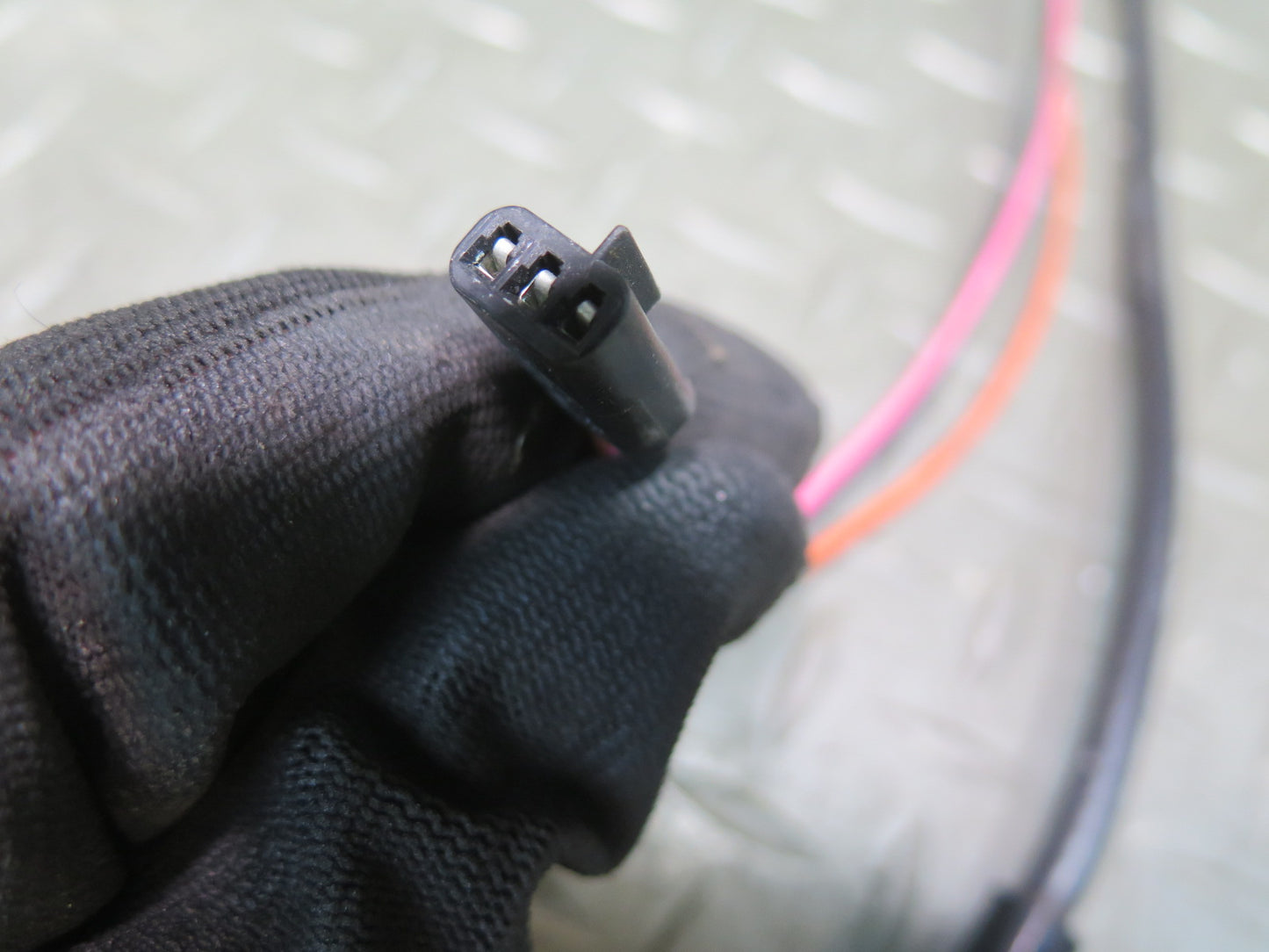 93-96 Chevrolet Corvette C4 Radio Power Antenna Assembly OEM