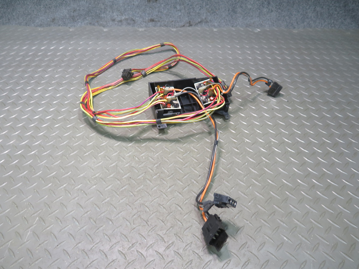 92-93 Chevrolet Corvette C4 Front Left & Right Seat Switch w Wiring 10161842 OEM