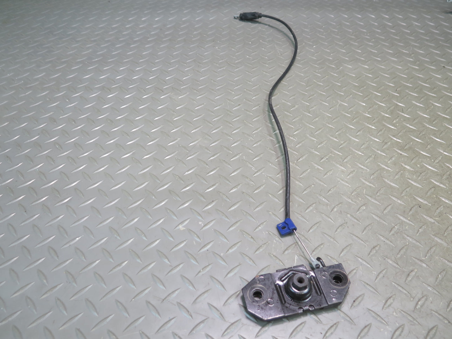 93-95 Chevrolet Corvette C4 Convert TOP Deck Lid Release Cable Latch Handle OEM