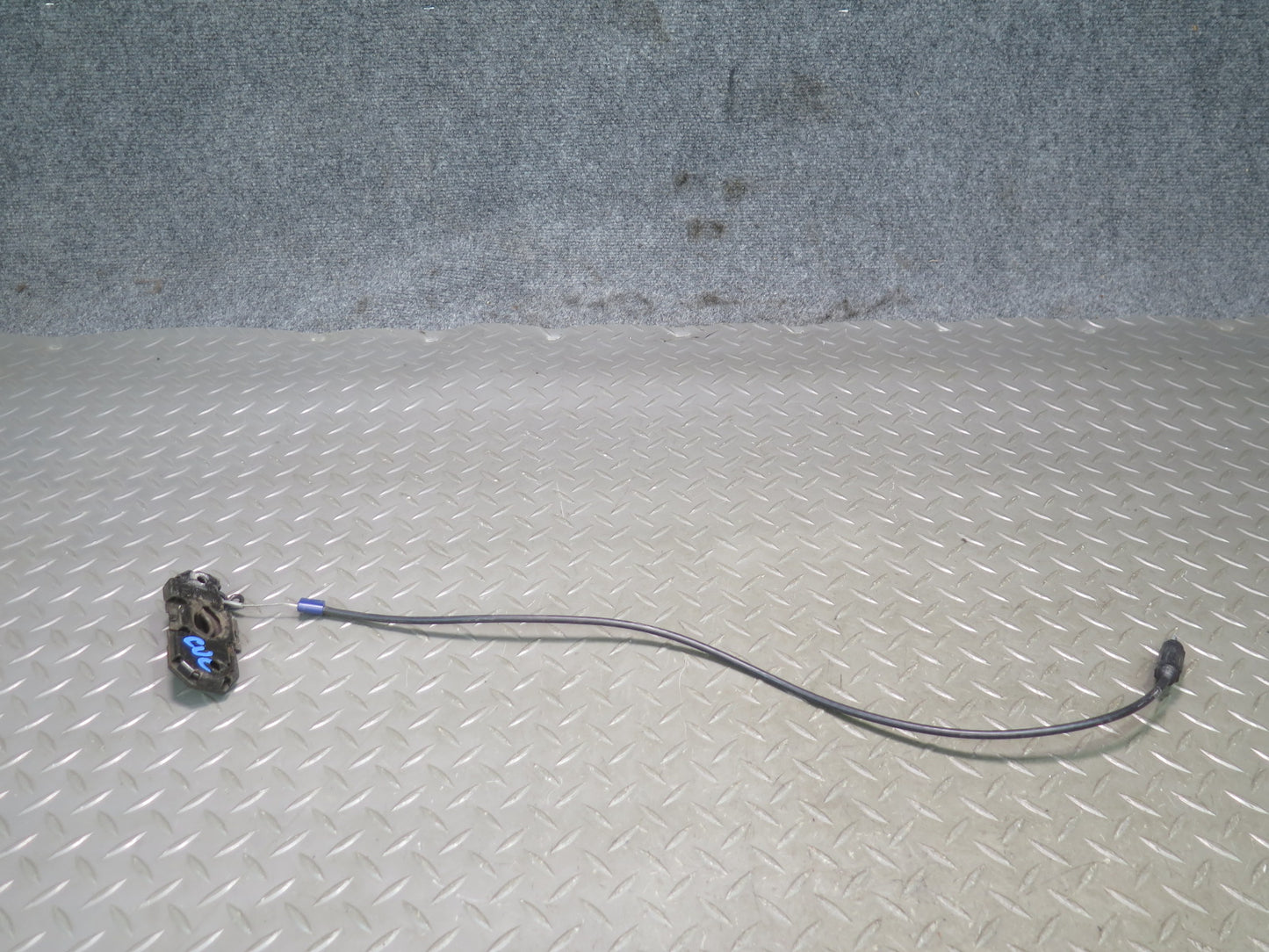 93-95 Chevrolet Corvette C4 Convert TOP Deck Lid Release Cable Latch Handle OEM