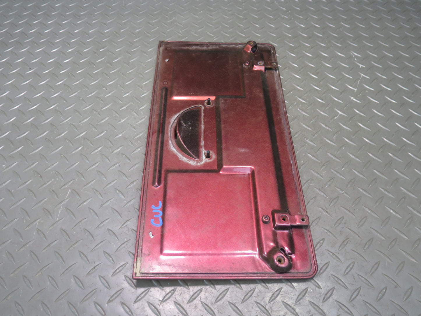 86-95 Chevrolet Corvette C4 Convert Fuel Door Lid Cover RED w Emblem Logo OEM