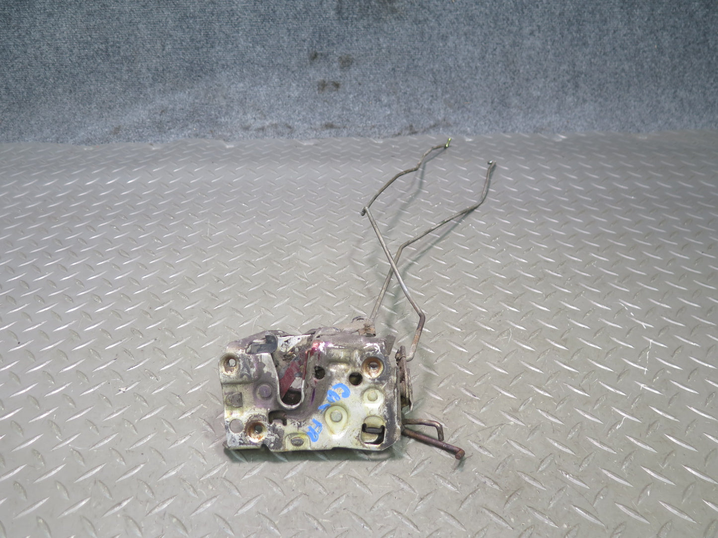 90-96 Chevrolet Corvette C4 Right Door Lock Latch Actuator OEM