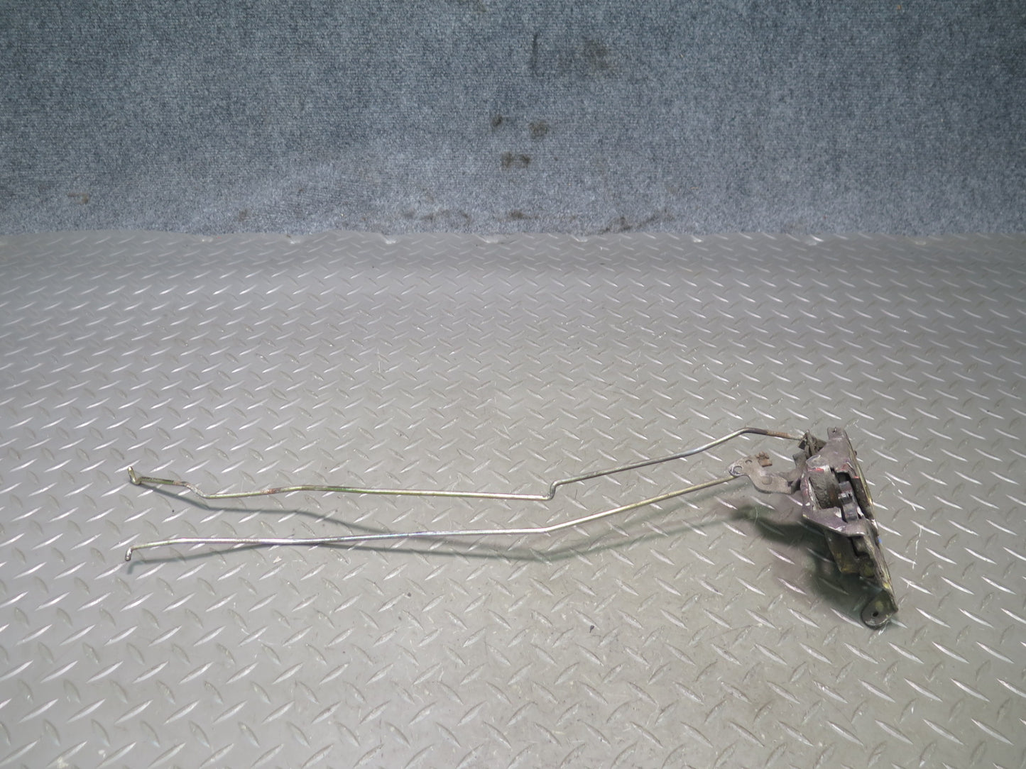 90-96 Chevrolet Corvette C4 Right Door Lock Latch Actuator OEM