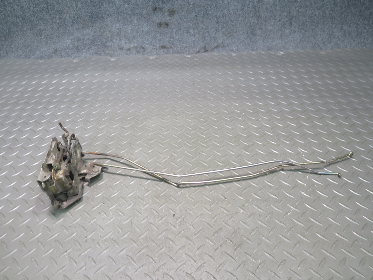 90-96 Chevrolet Corvette C4 Right Door Lock Latch Actuator OEM