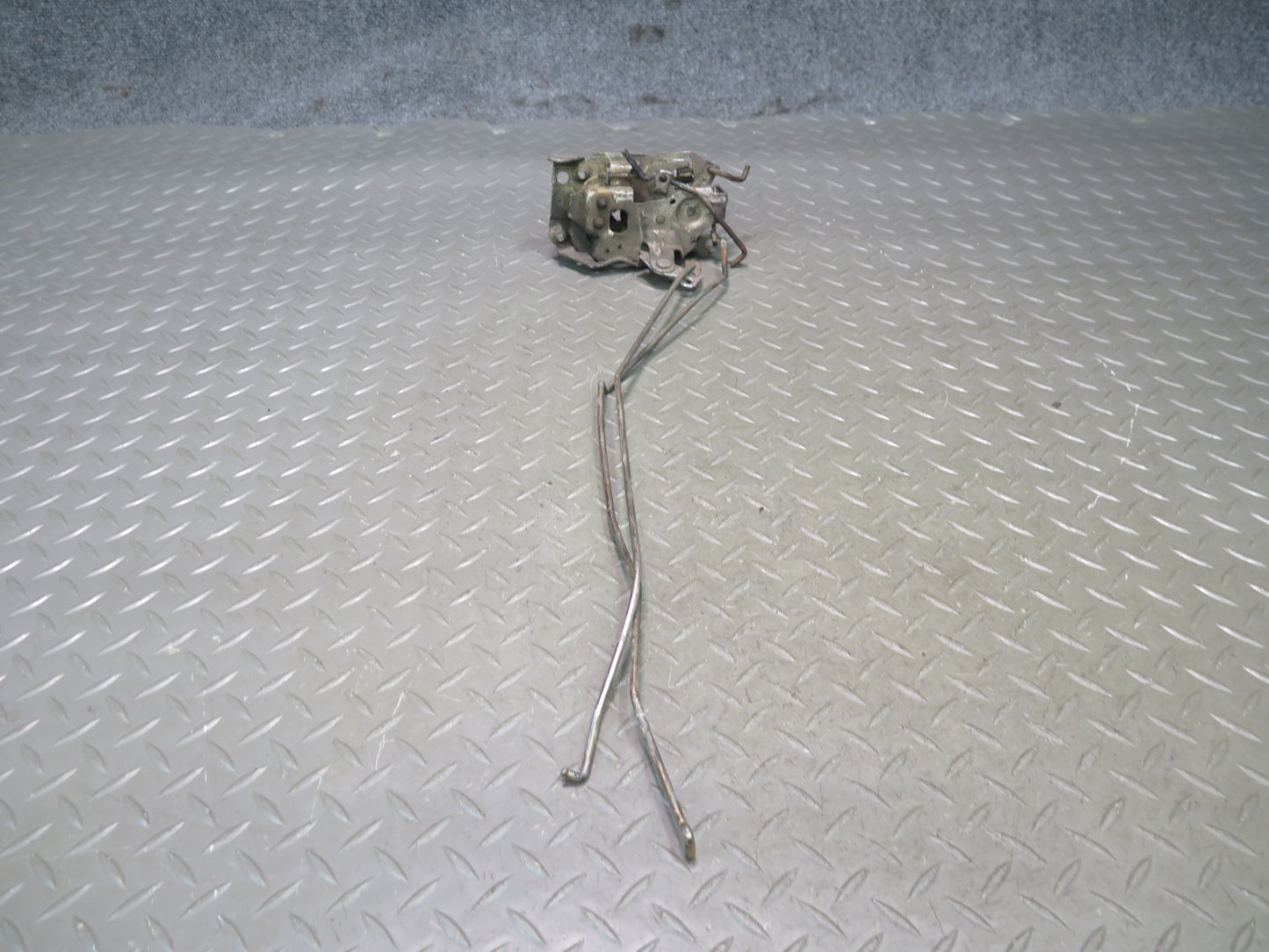 90-96 Chevrolet Corvette C4 Right Door Lock Latch Actuator OEM