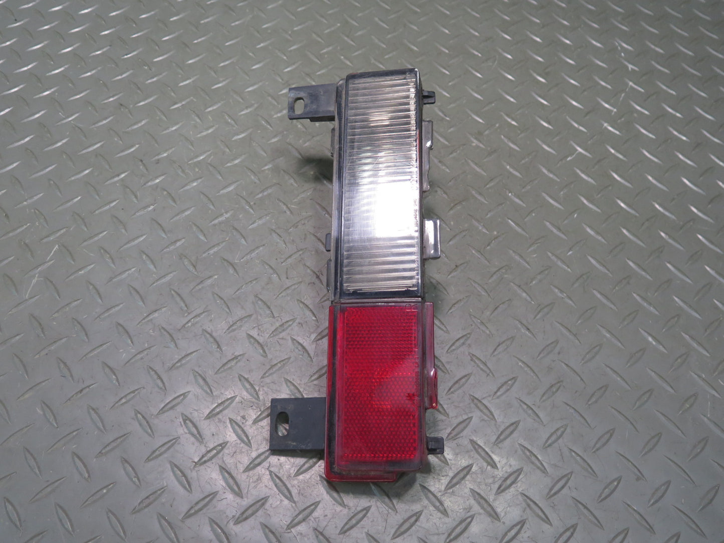 91-96 Chevrolet Corvette C4 Rear Left & Right Side Marker Light Lamp Set OEM