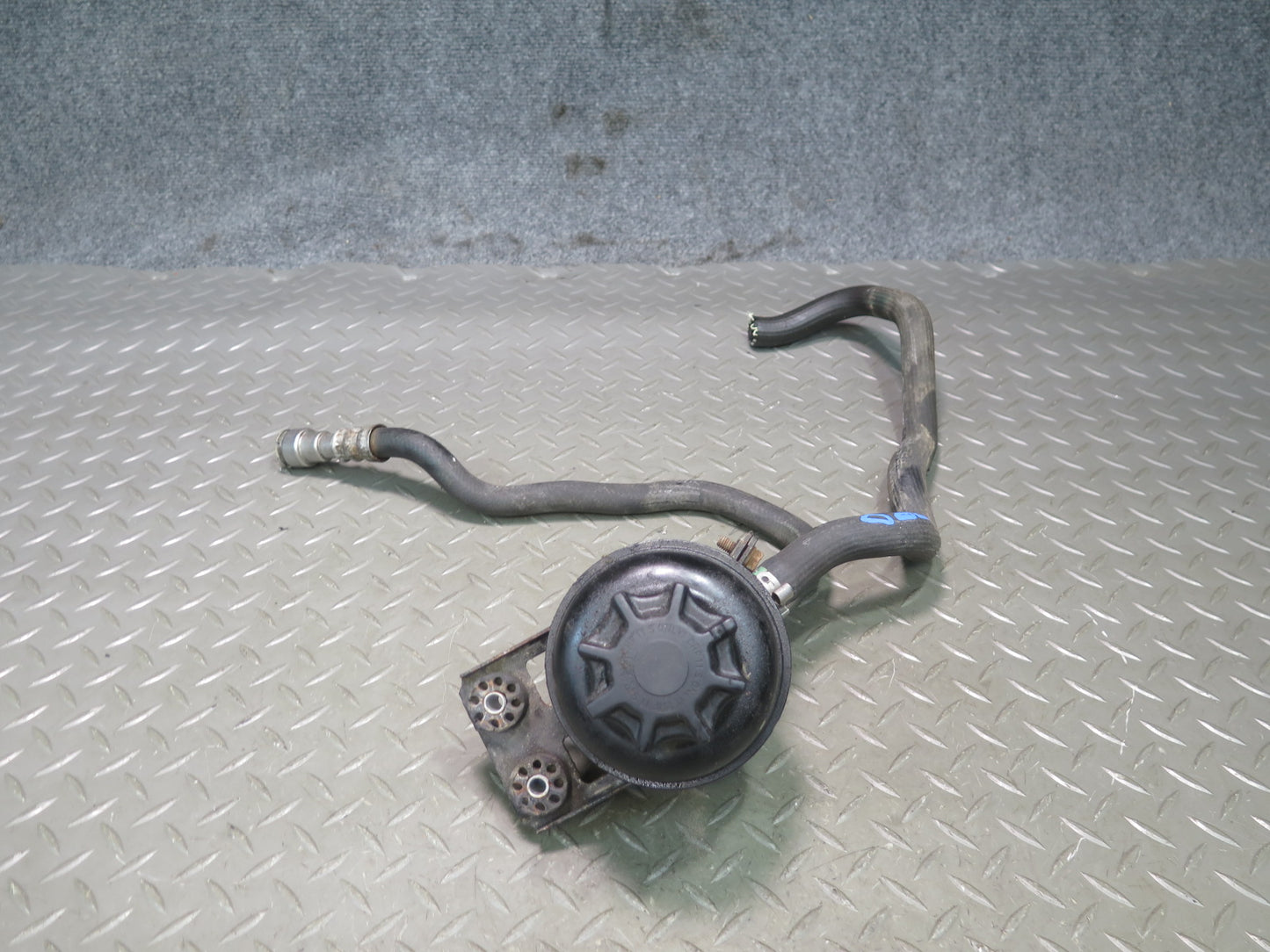 11-13 BMW E90 E91 E92 E93 335i Power Steering Fluid Reservoir w Hose OEM