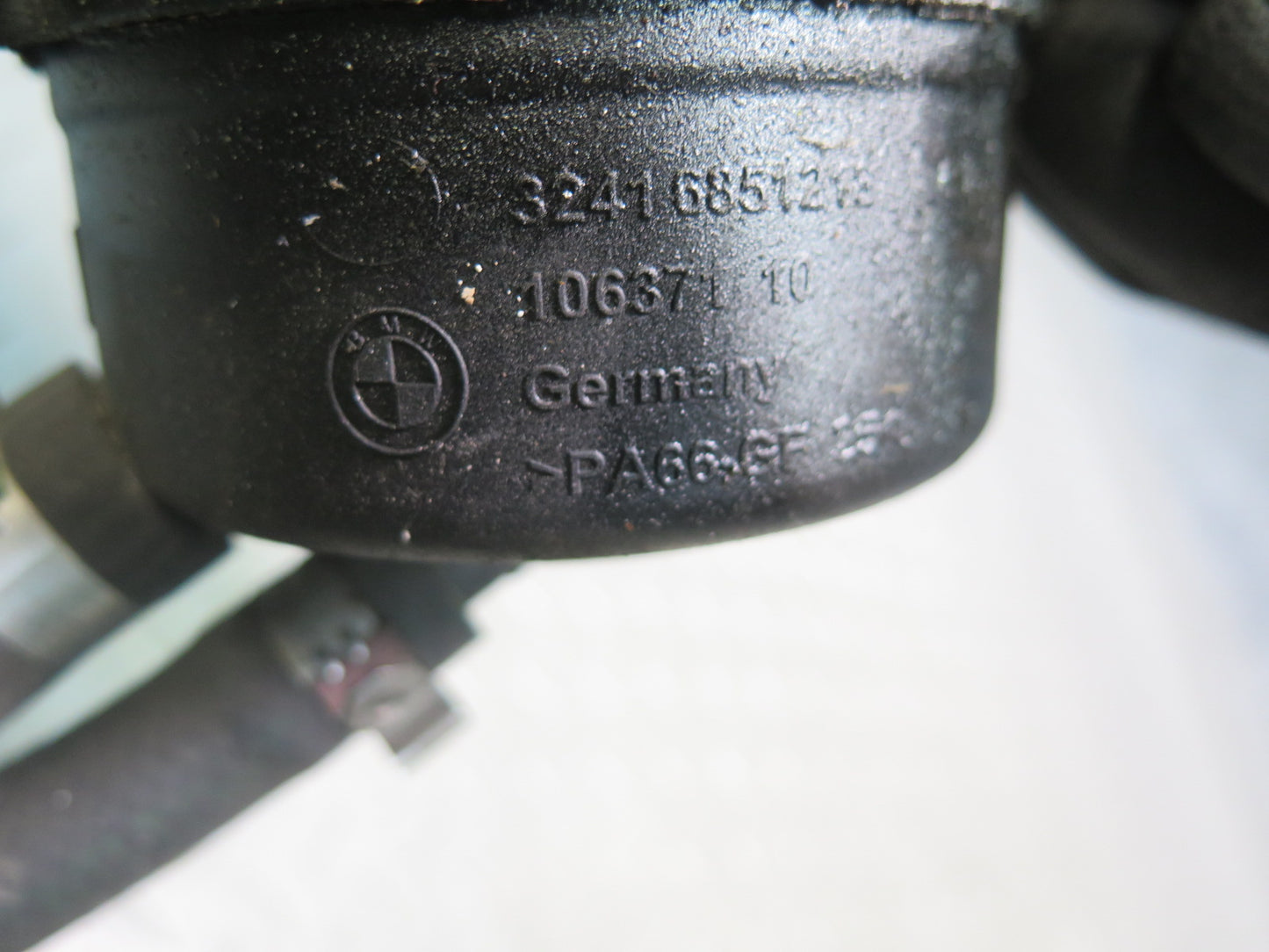 11-13 BMW E90 E91 E92 E93 335i Power Steering Fluid Reservoir w Hose OEM