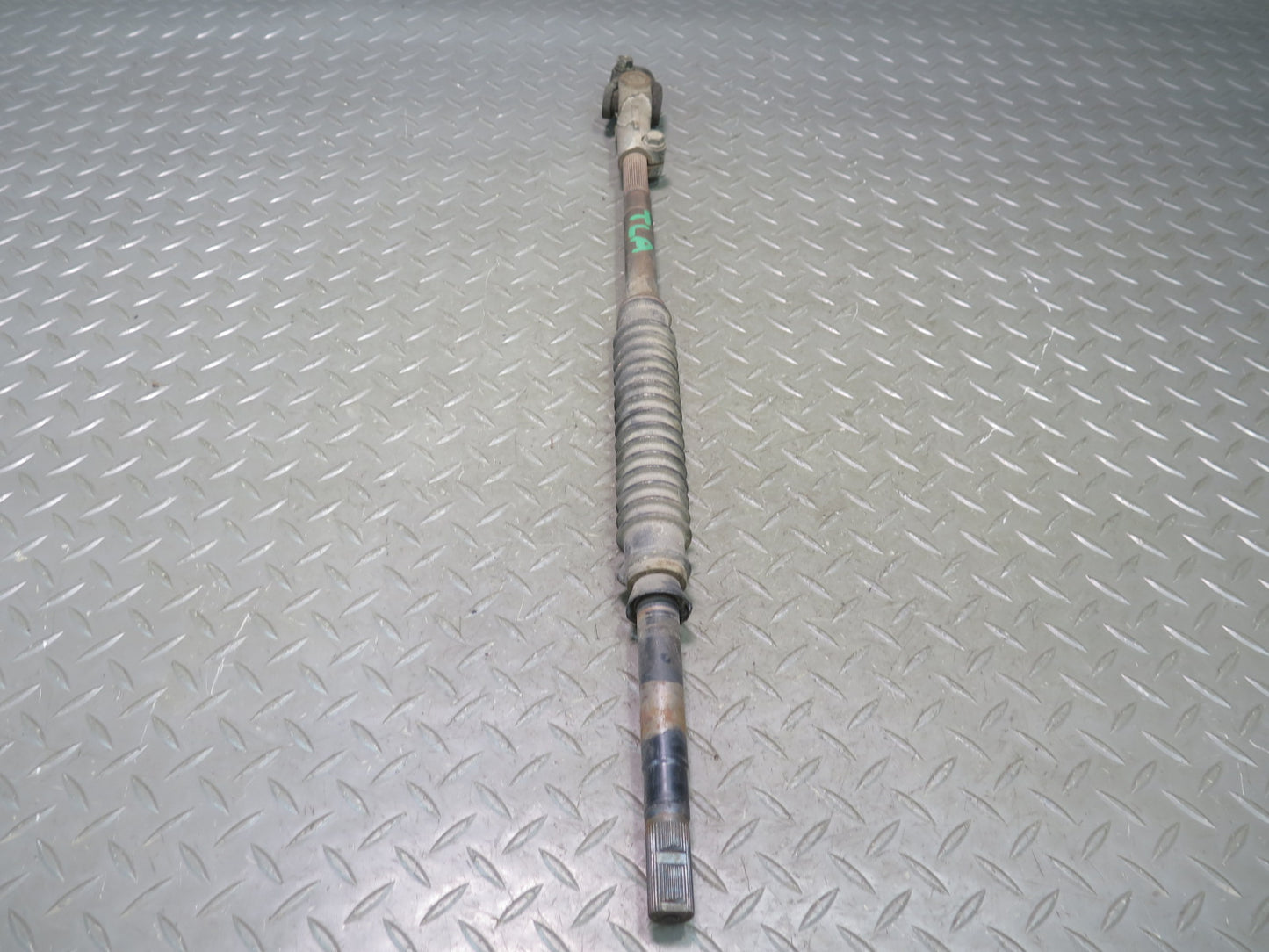 1991-1997 Toyota Land Cruiser FJ80 Intermediate Steering Shaft w U Joint Assy