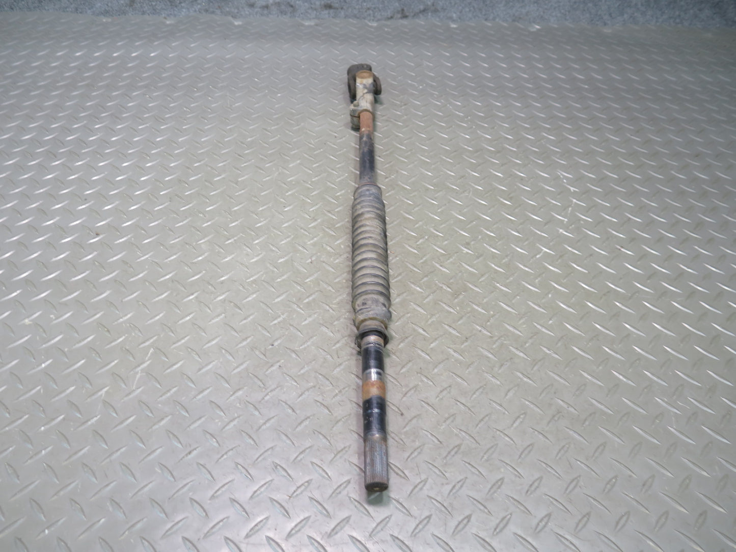 1991-1997 Toyota Land Cruiser FJ80 Intermediate Steering Shaft w U Joint Assy
