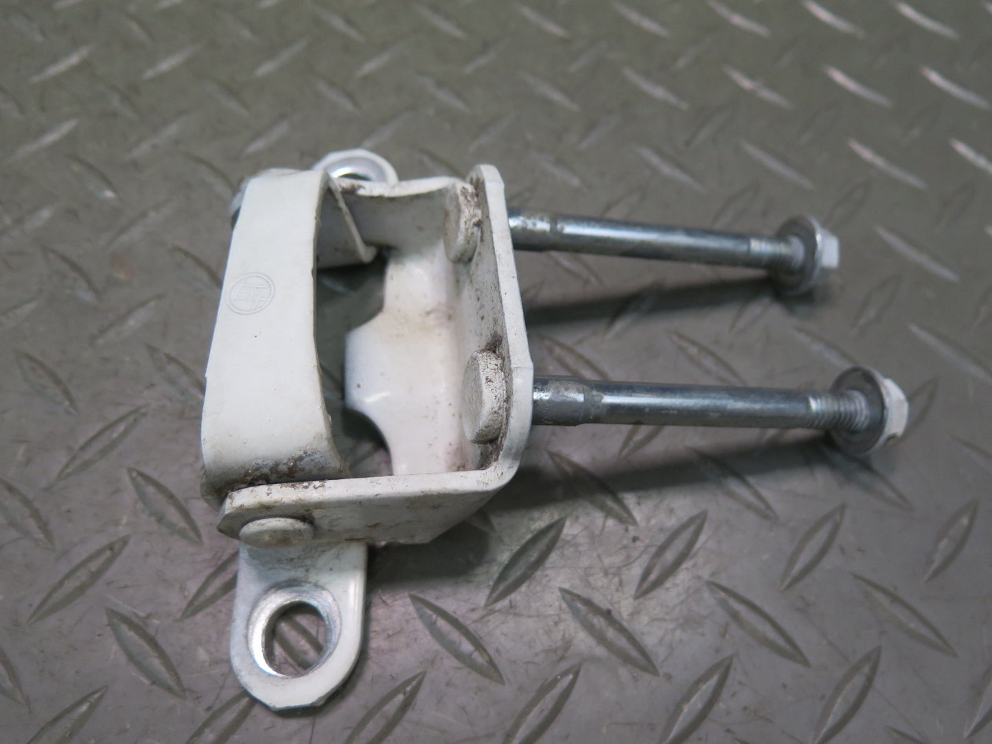 1991-1997 Toyota Land Cruiser FJ80 Rear Right Door Upper & Lower Hinge Set of 2